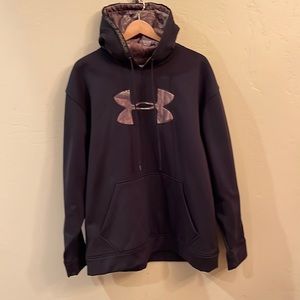 Mens Under Armour hoodie, size XL